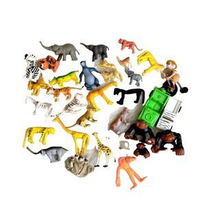 Lot of 31 Animal Zoo Farm Jungle Safari Toys Plastic Trucks